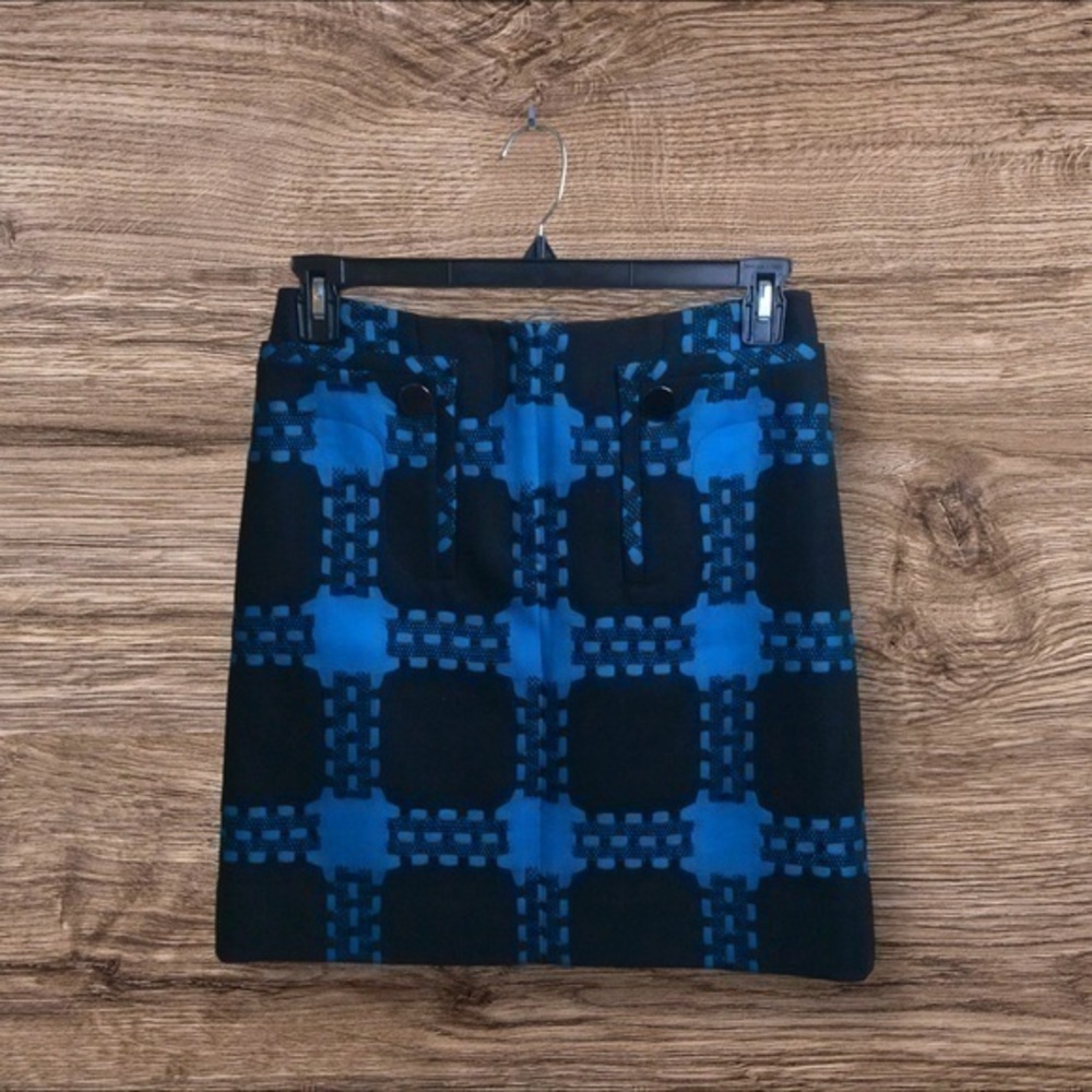NWOT Per Se Black/blue tweed plaid skirt. Size 4. Wool